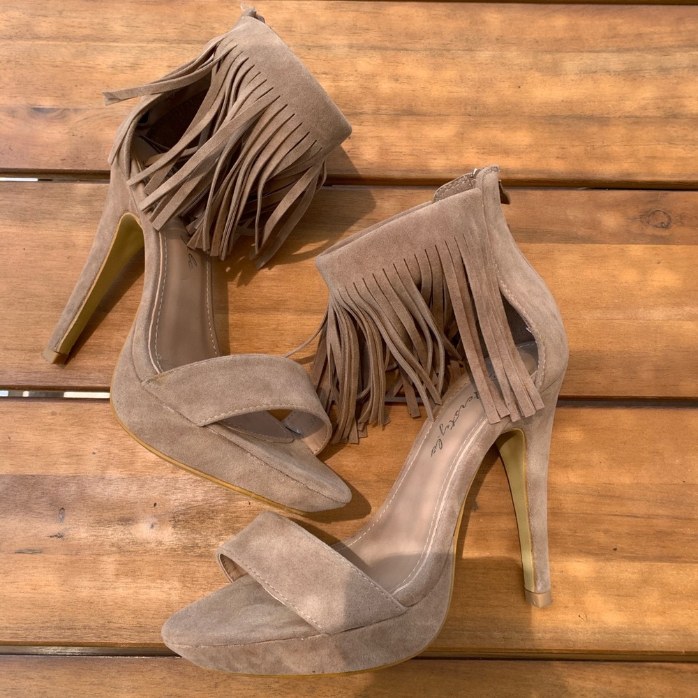 Fringe Heel